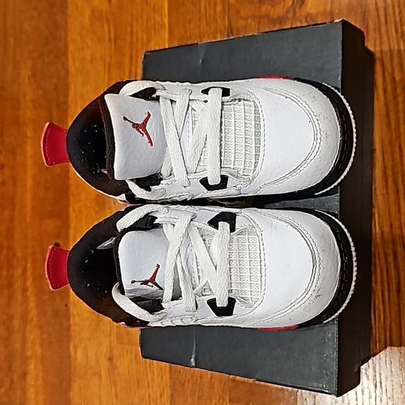 Jordan 4 Retro Red Cement - Picture 2 of 10